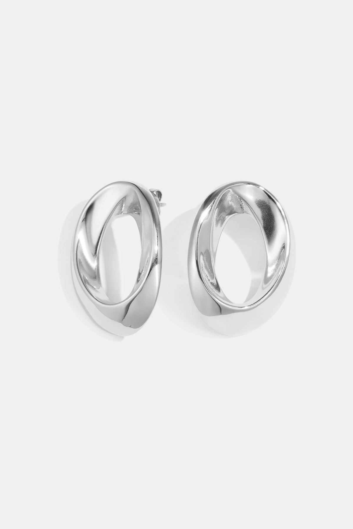 Elegant Circle Stud Earrings - Timeless Style for Everyday Wear